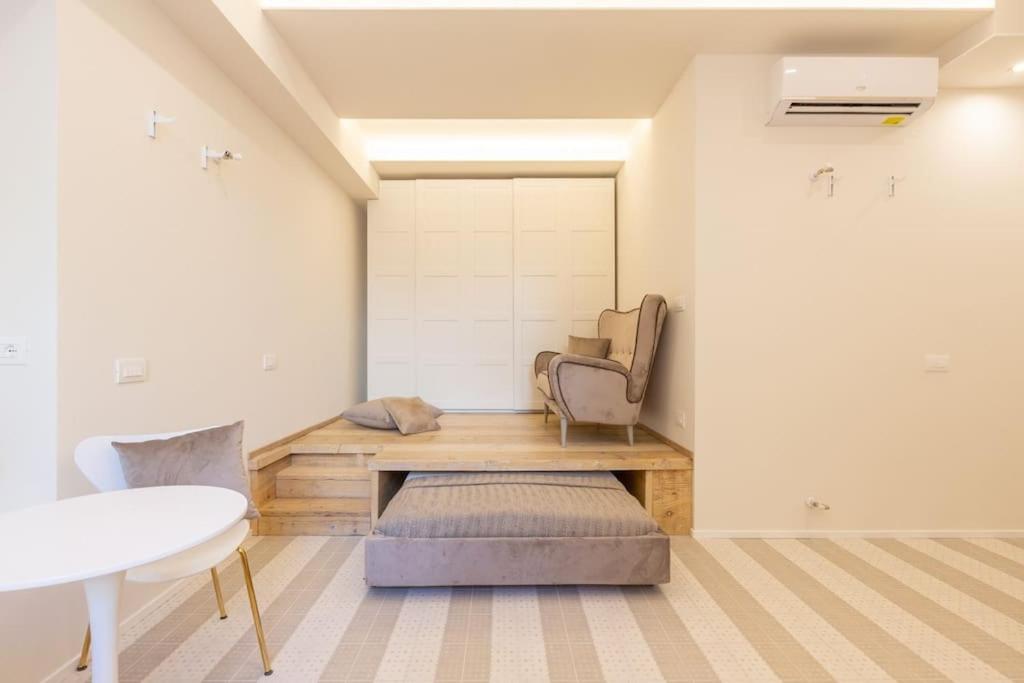 Appartamento 5Fo6 Navigli - Duomo - Boho - Minimal Milano Esterno foto